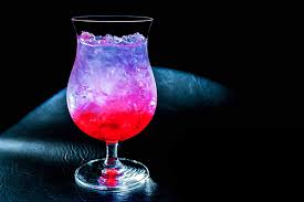 اسموتی و ماکتل